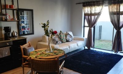 Designer Apartment Verblyf in Durbanville