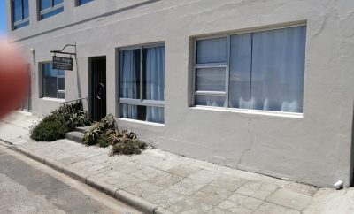 Ouskip akkommodasie Lambertsbaai